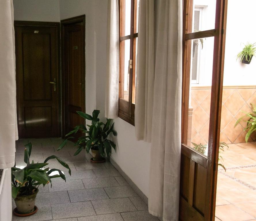Pensión Ciudad Navarro Ramos Granada Exterior foto